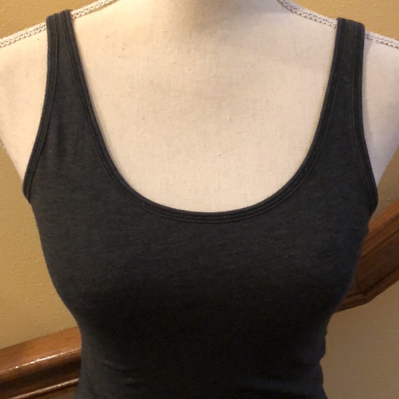 Lululemon Classic Tank - Picture 2 of 9
